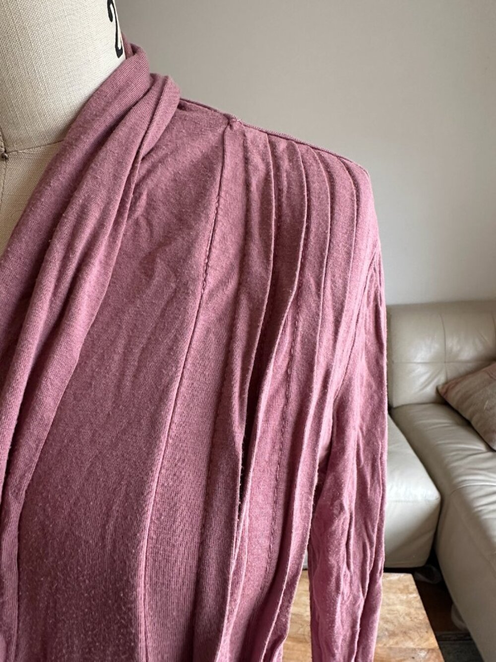 Two Timing Cardigans size L - Picture 4 of 9